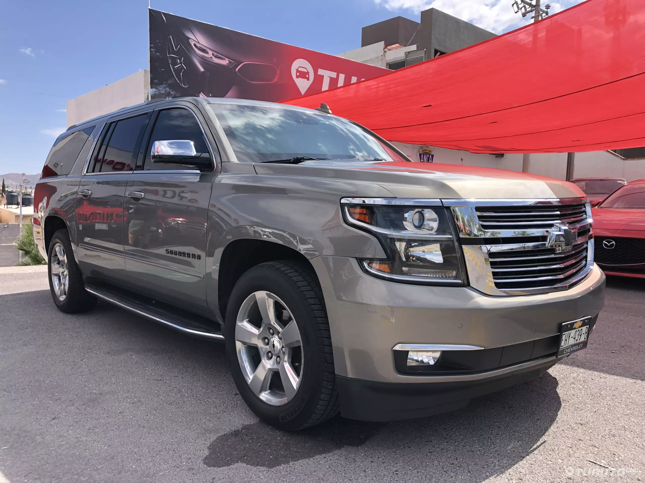 Chevrolet Suburban VUD