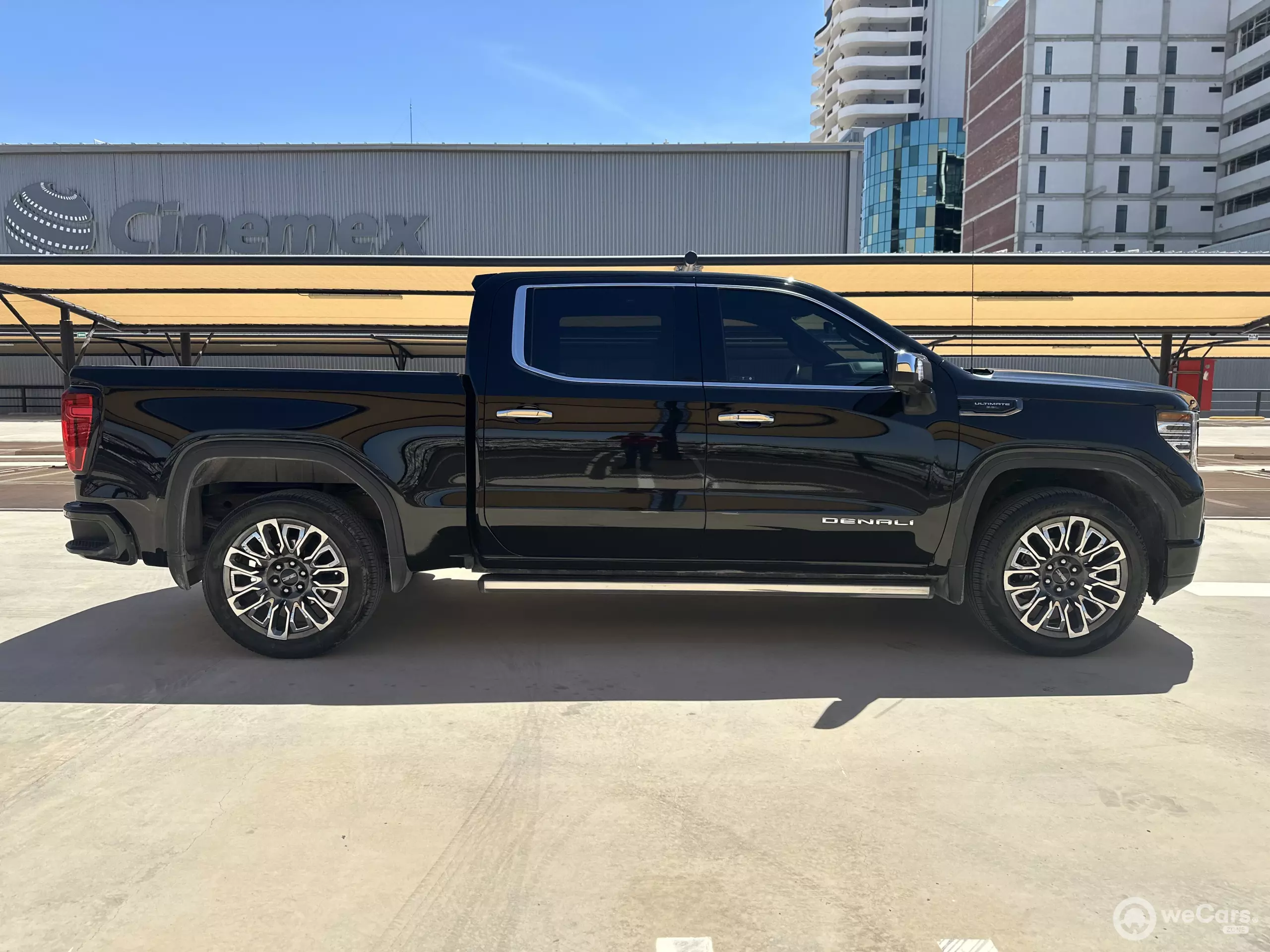 GMC Sierra Pick-Up