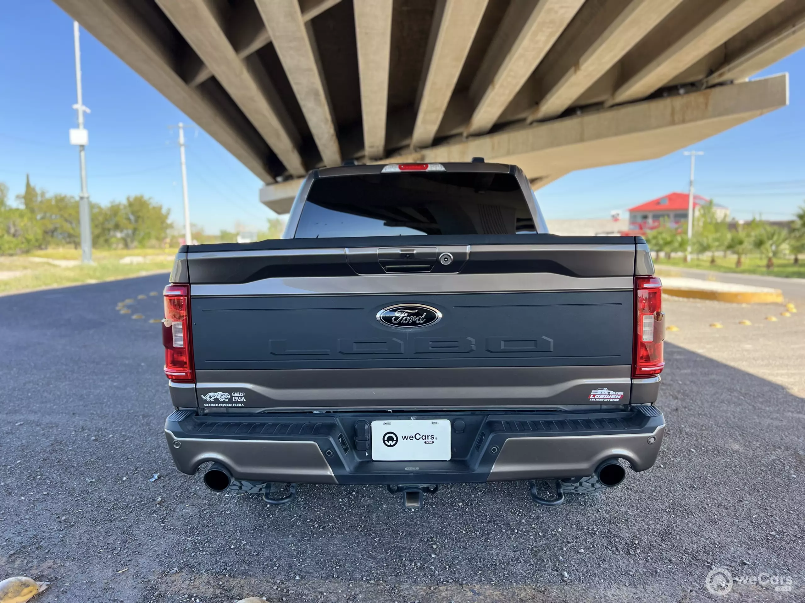 Ford Lobo Pick-Up