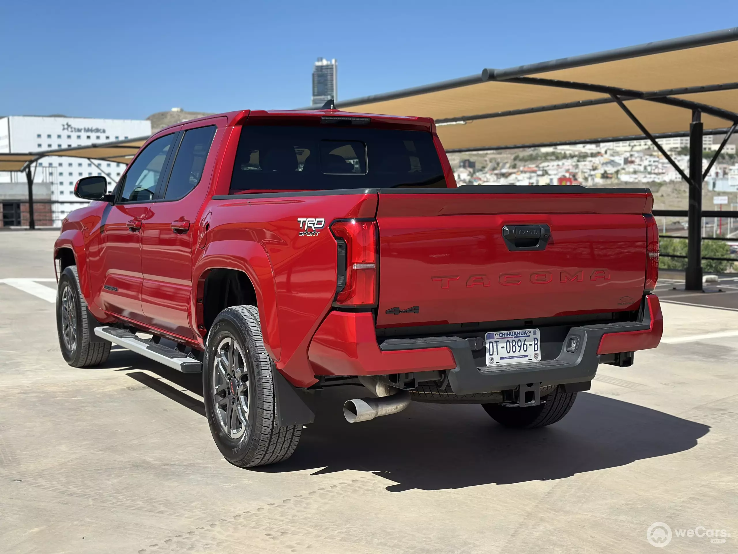 Toyota Tacoma Pick-Up