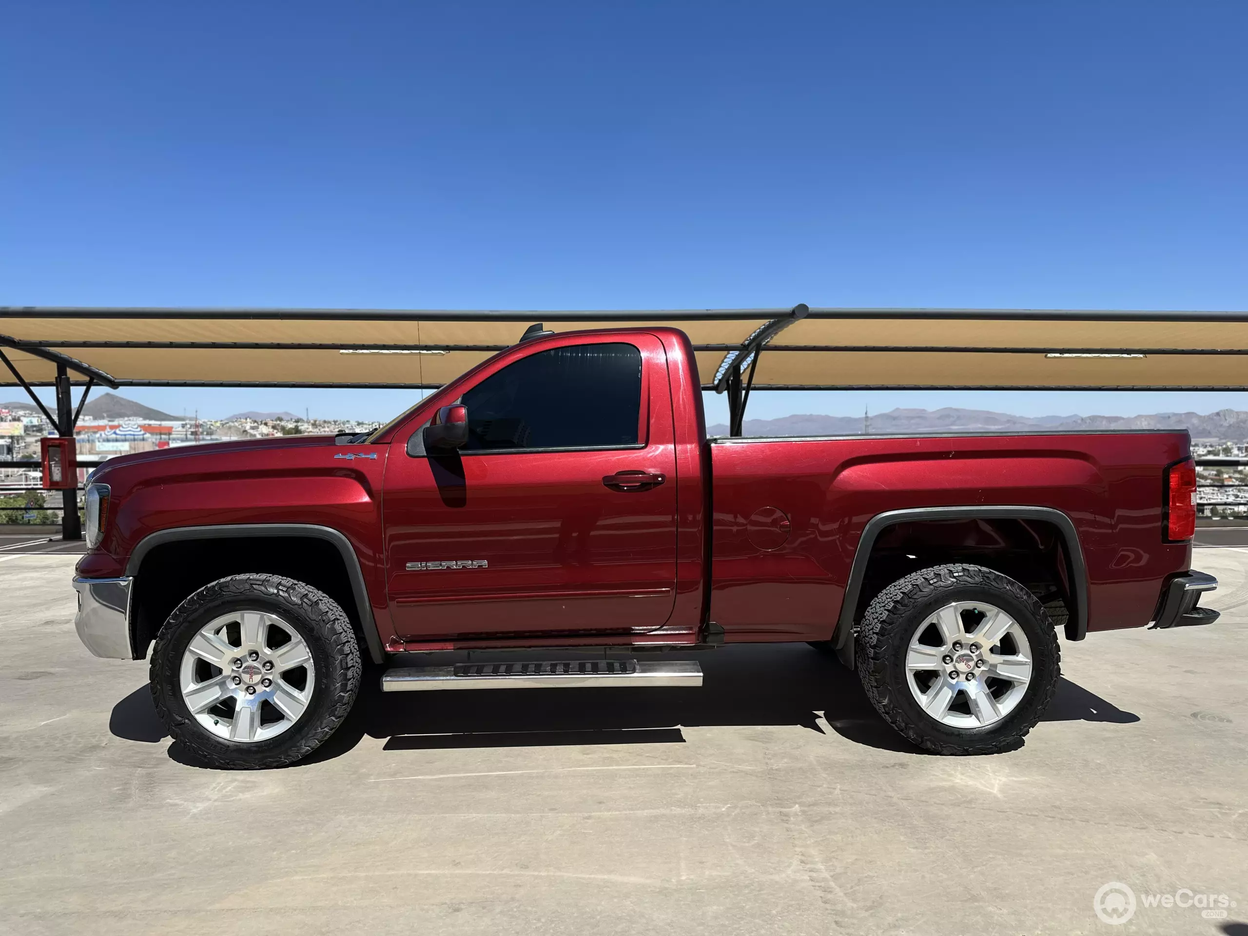 GMC Sierra Pick-Up