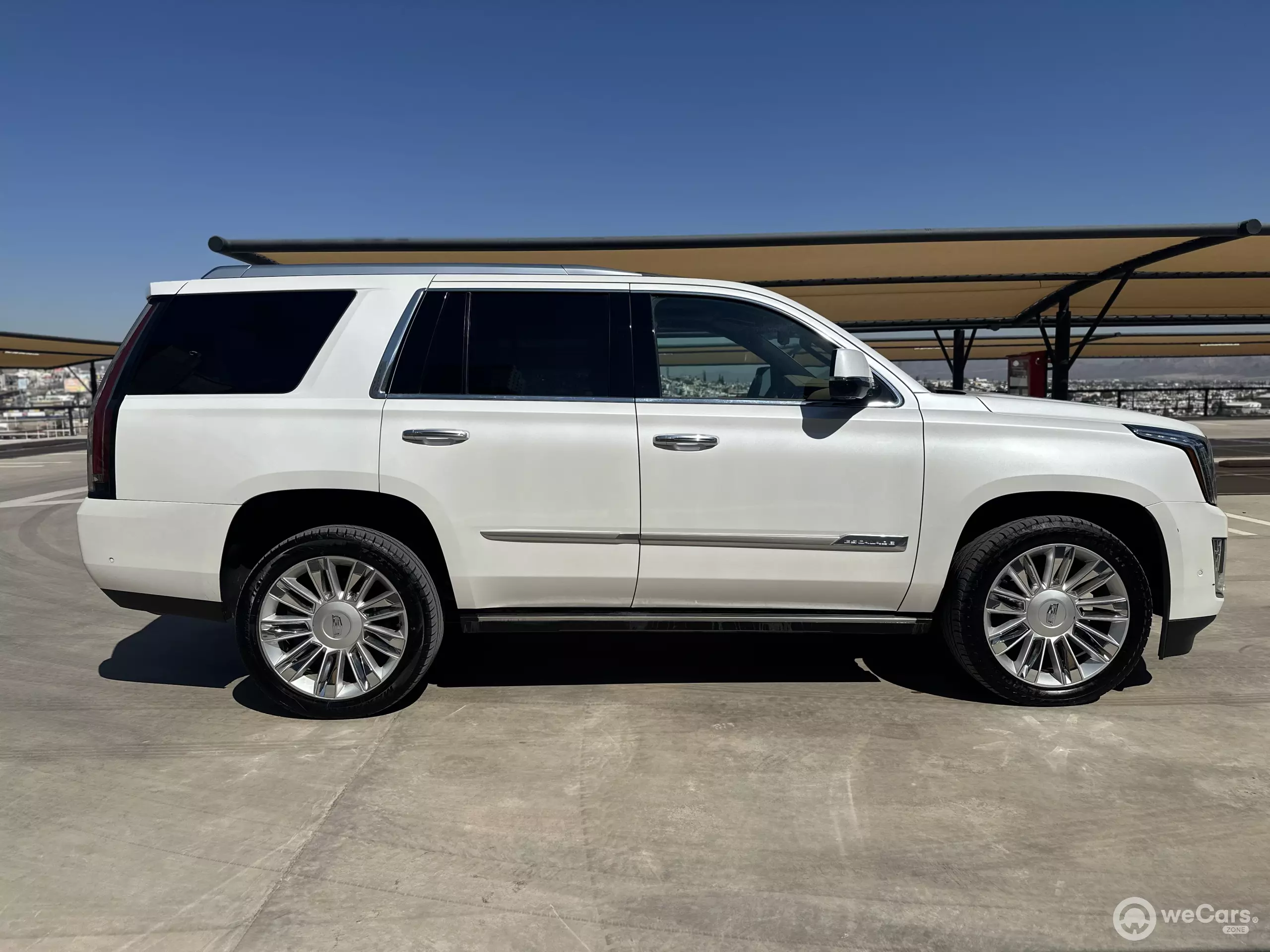 Cadillac Escalade VUD 4x4