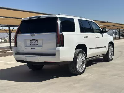 Cadillac Escalade VUD 4x4 2018