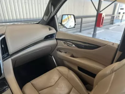 Cadillac Escalade VUD 4x4 2018