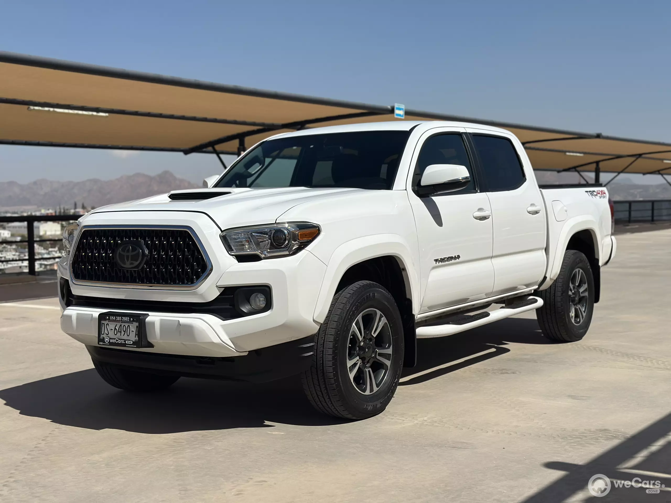 Toyota Tacoma Pick-Up