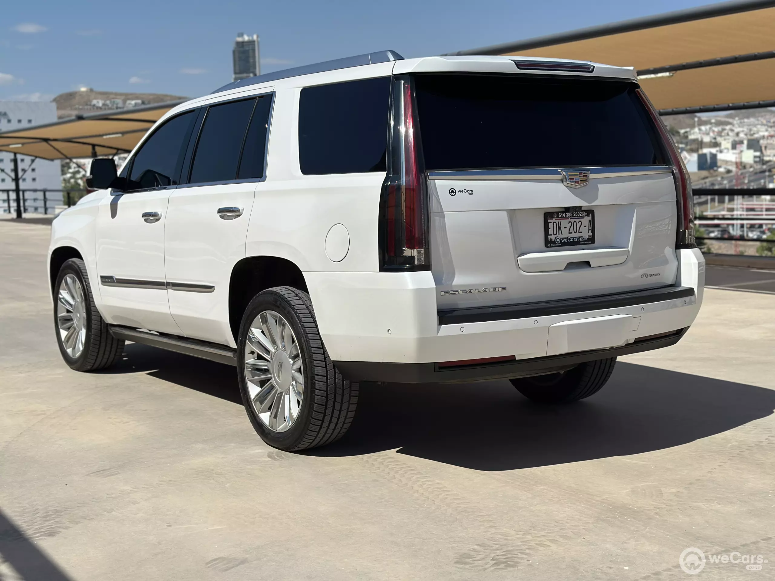 Cadillac Escalade VUD