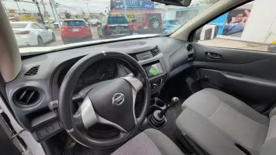 Nissan NP300 2019