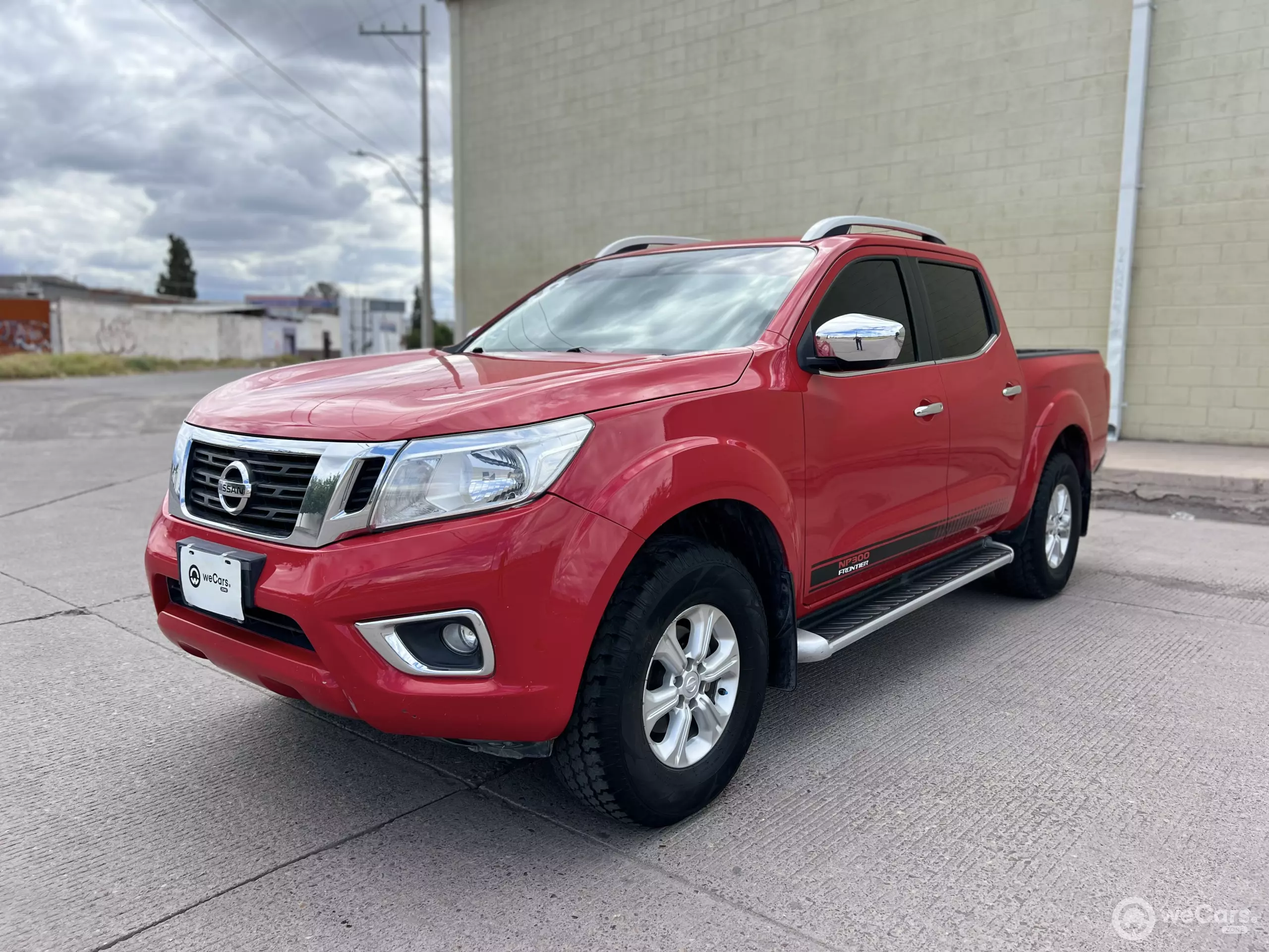 Nissan NP 300 Frontier Pick-Up