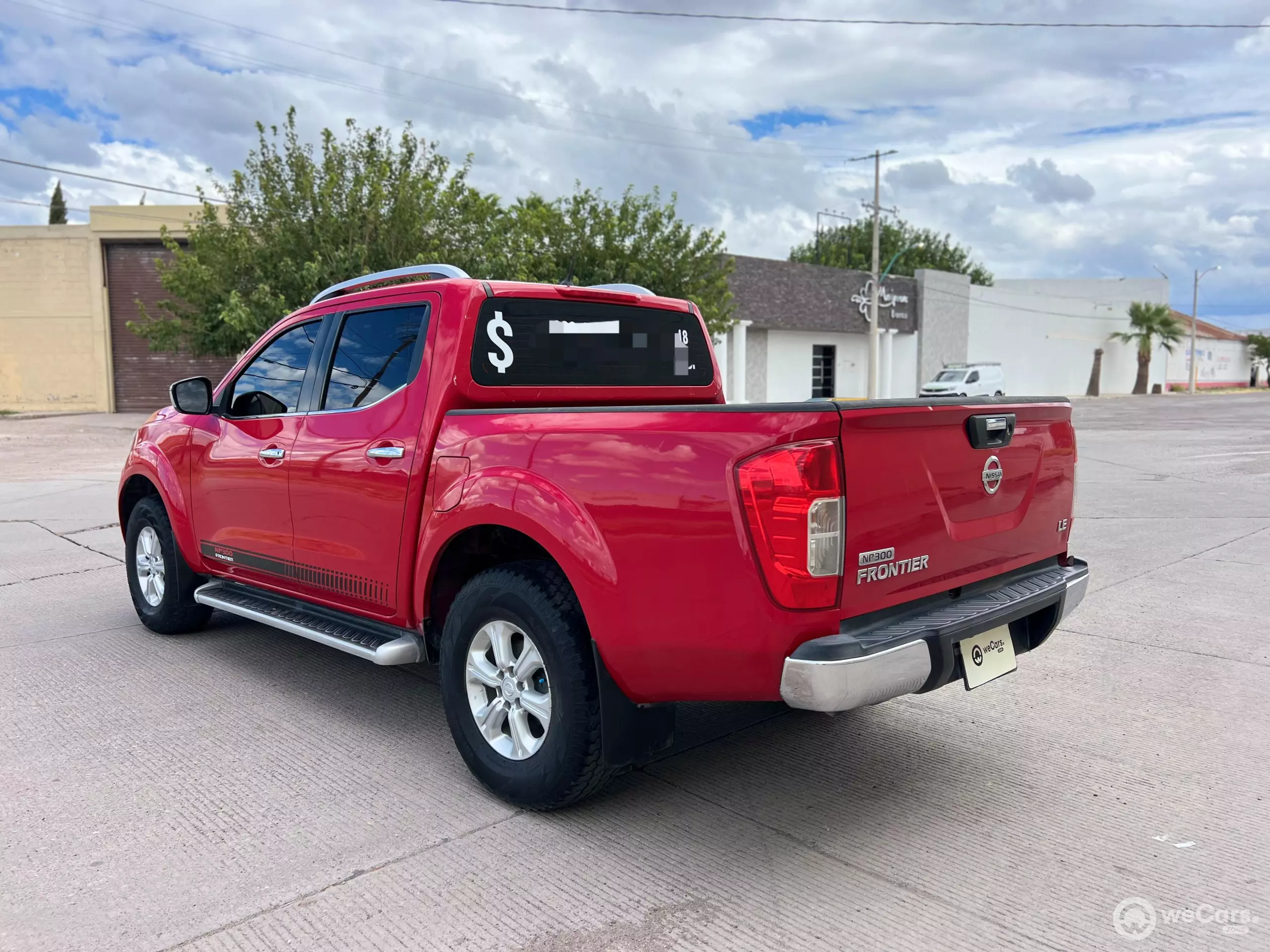 Nissan NP 300 Frontier Pick-Up