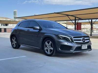 Mercedes Benz Clase GLA VUD 2015