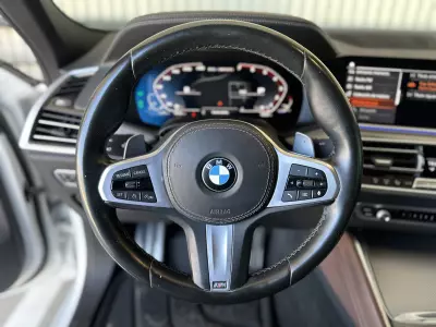 BMW X6 VUD 2021