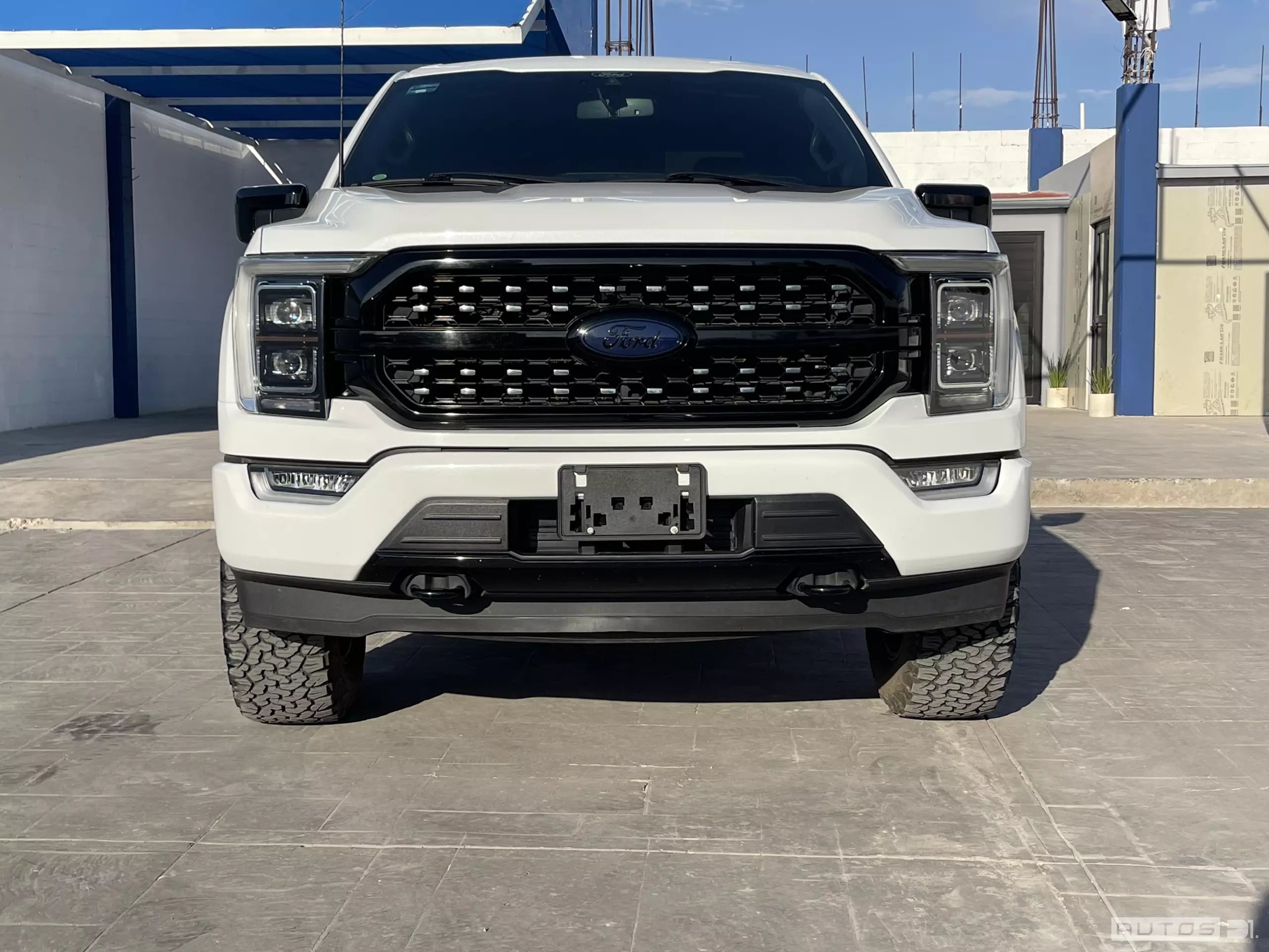 Ford Lobo Pick-Up