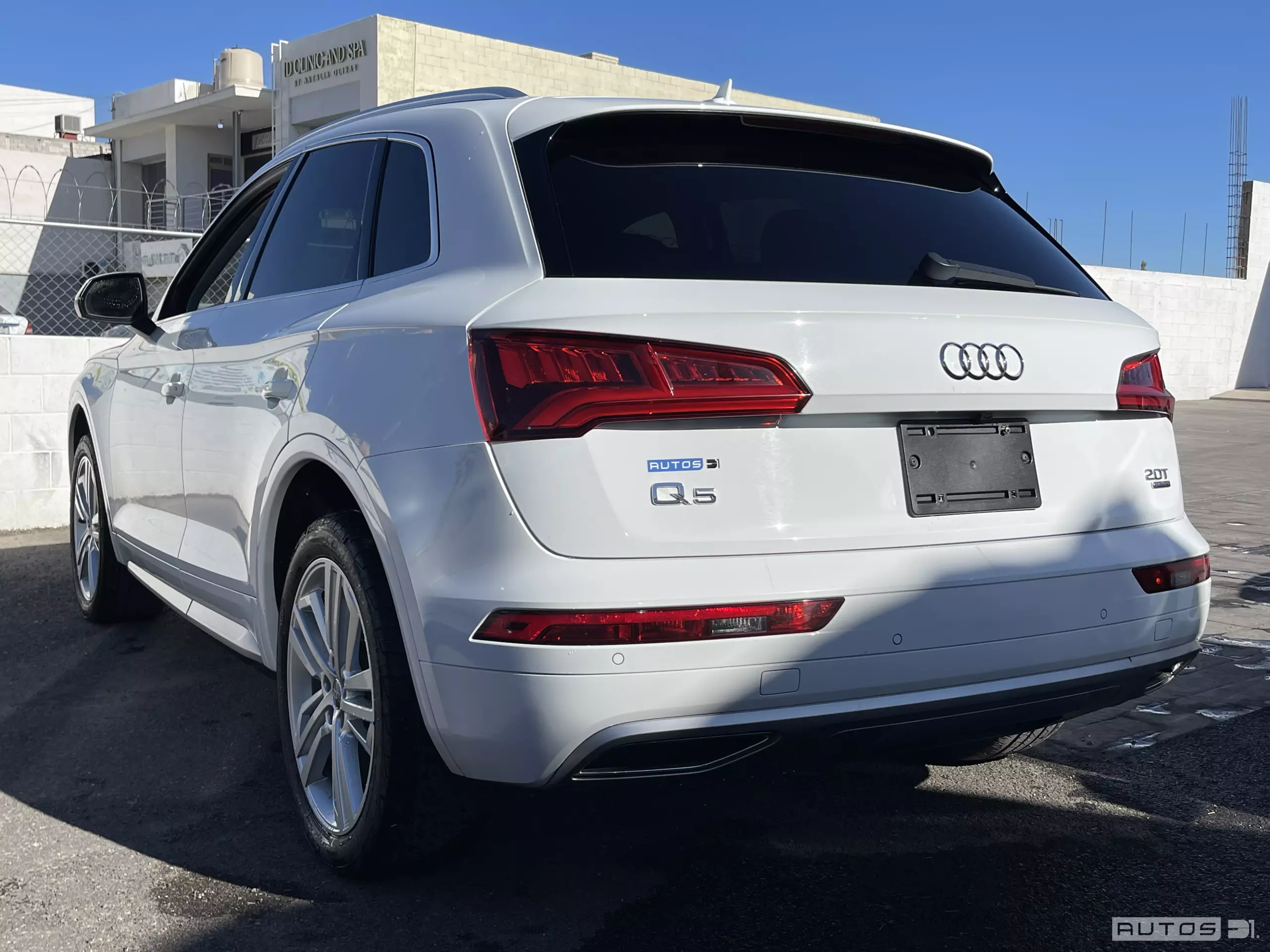 Audi Q5 Quattro VUD