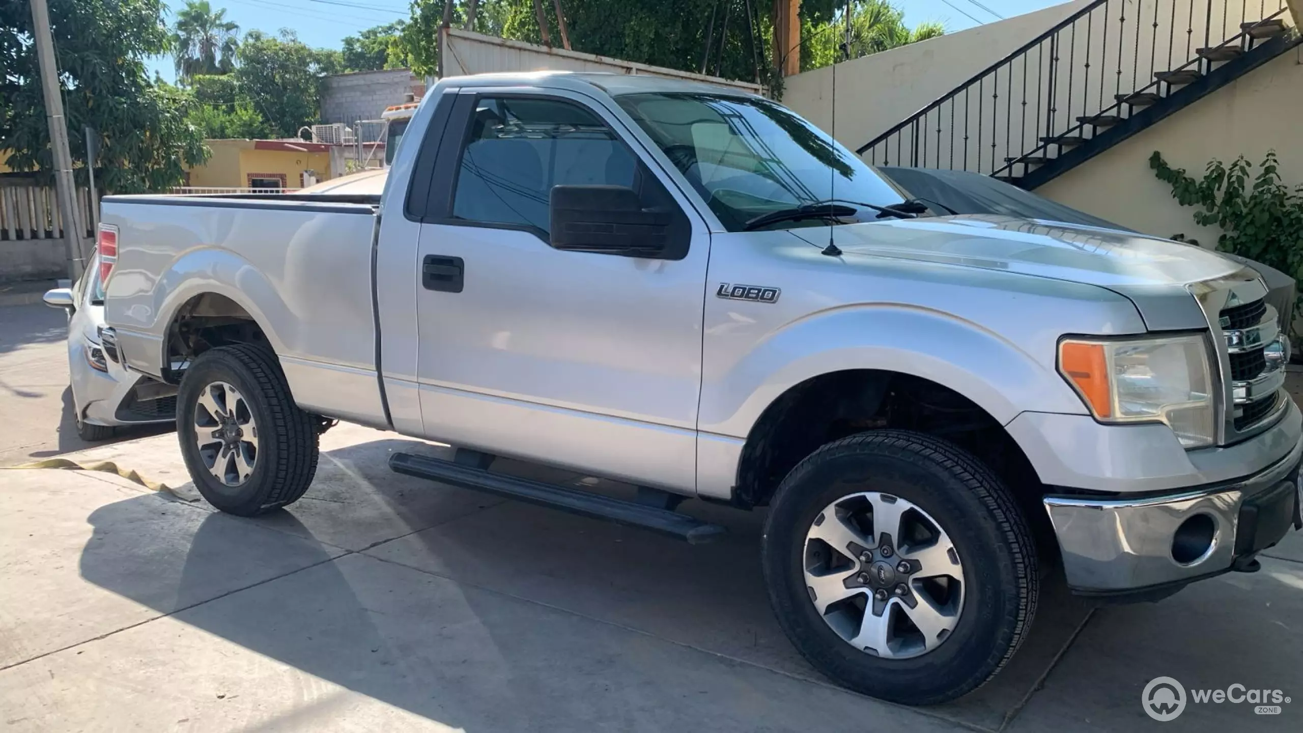 Ford Lobo Pick-Up