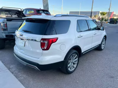 Ford Explorer VUD 2017