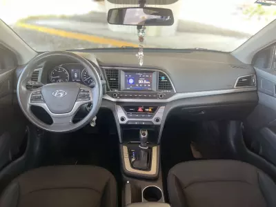 Hyundai Elantra 2018