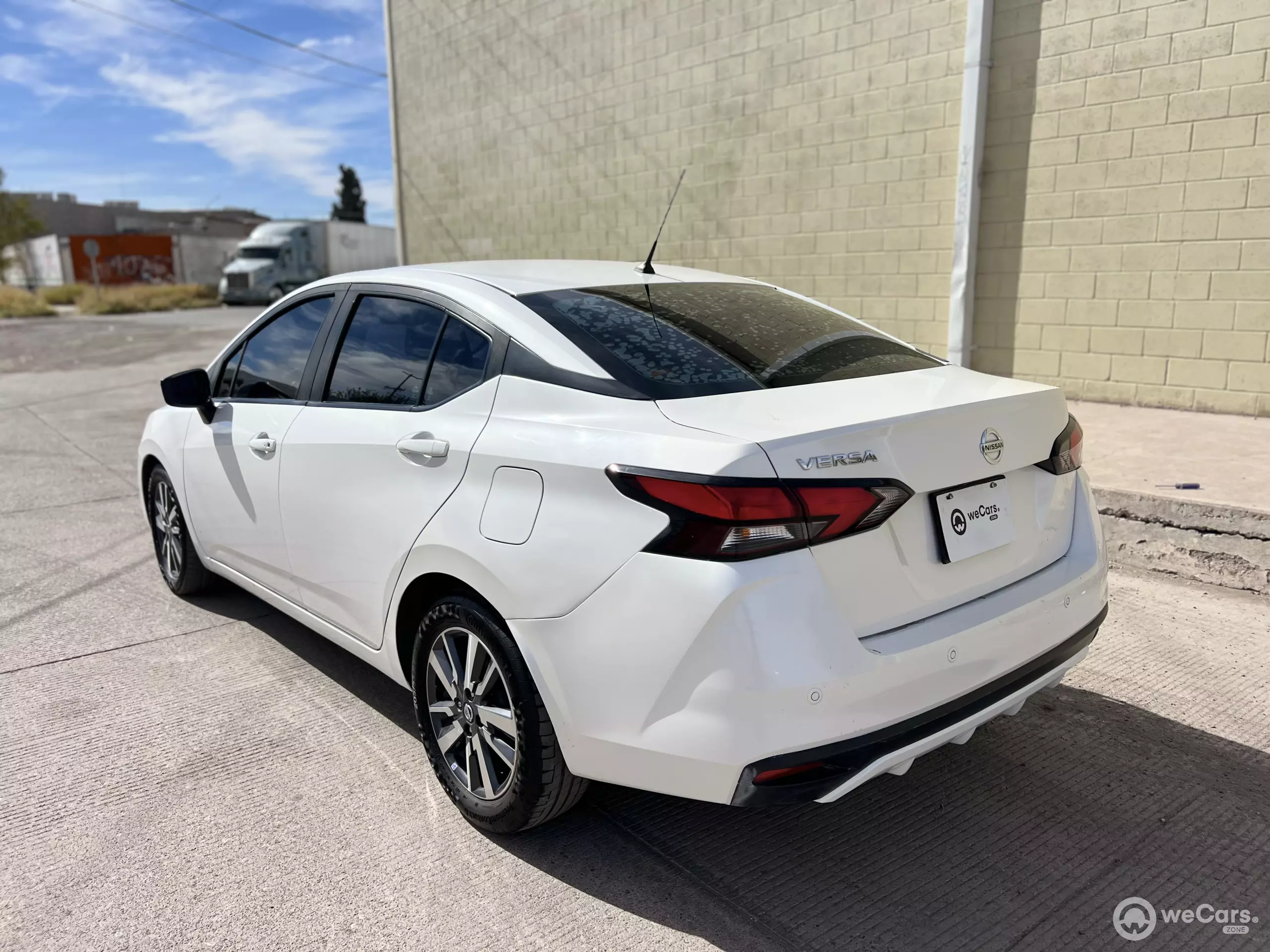 Nissan Versa