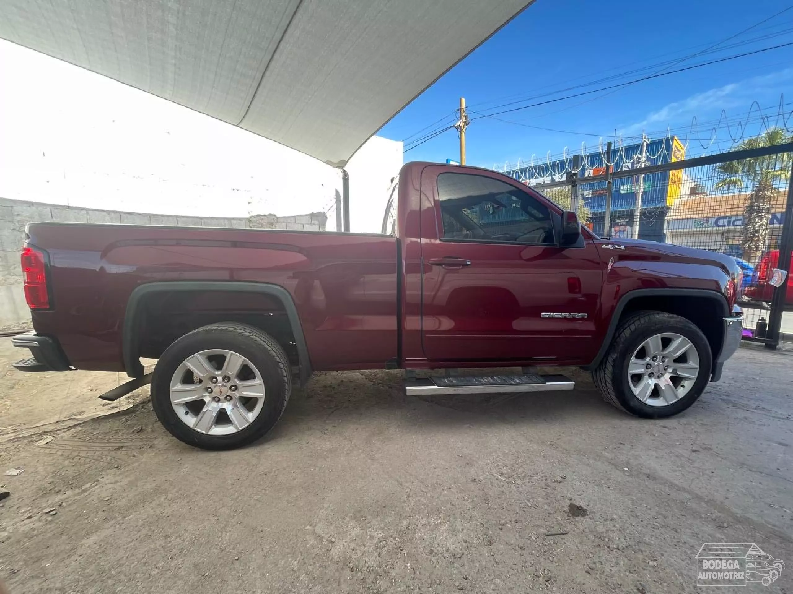 GMC Sierra Pick-Up 4x4