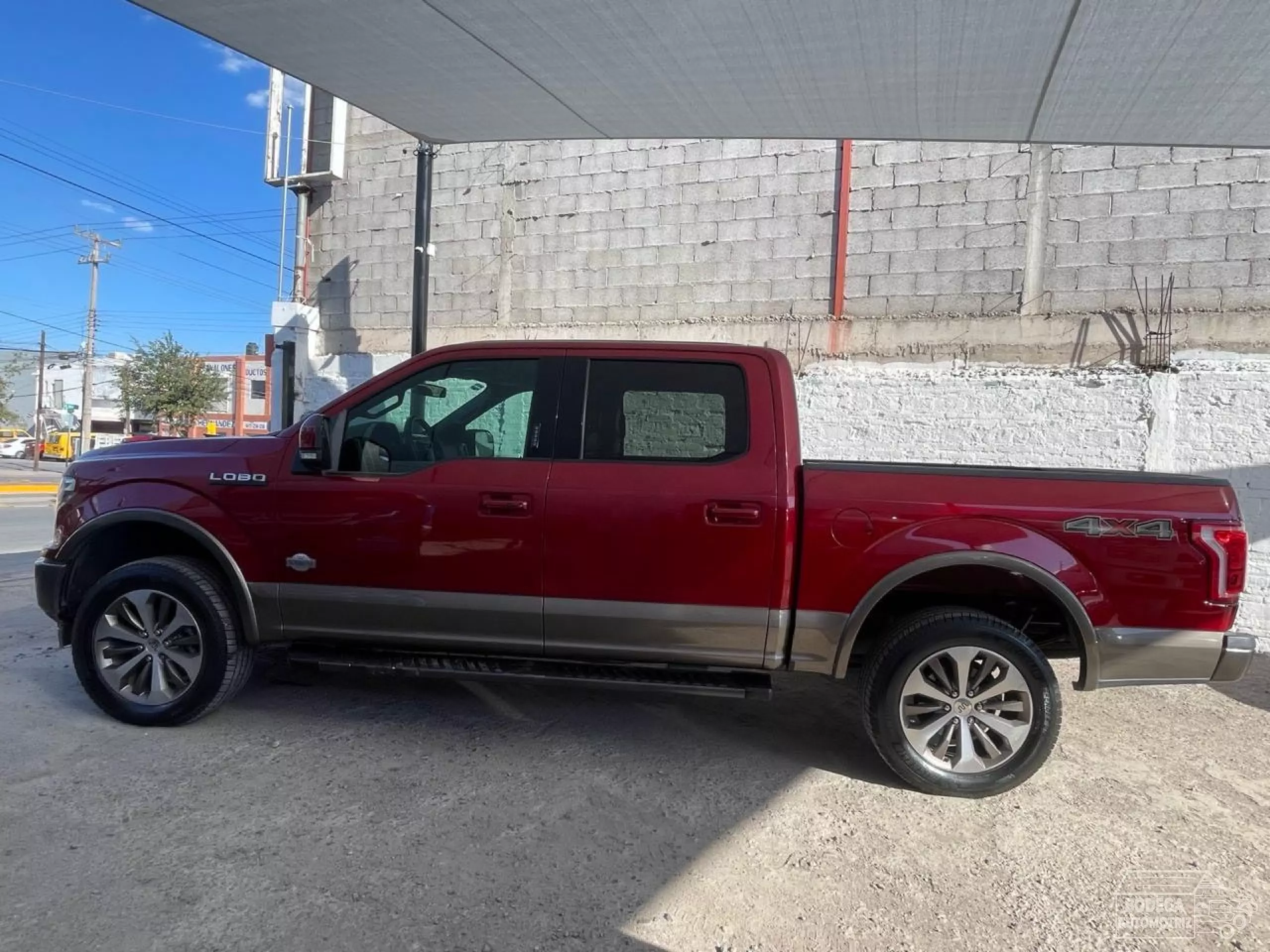 Ford Lobo Pick-Up