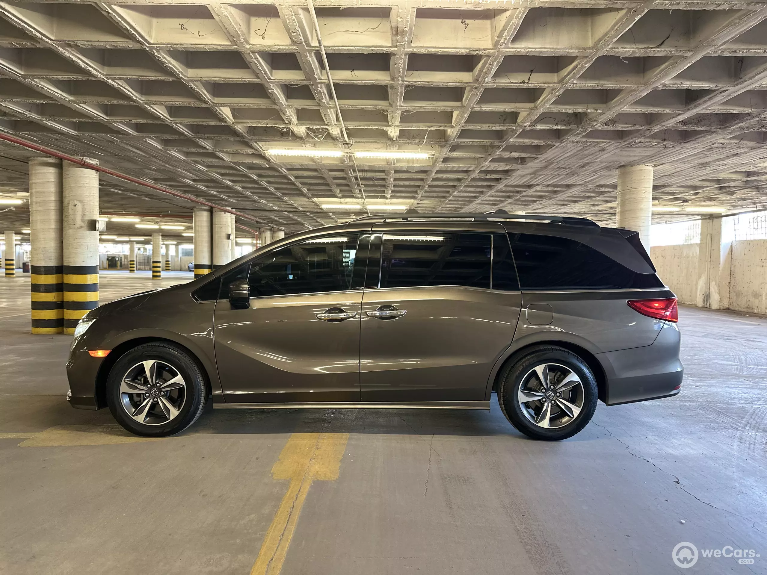 Honda Odyssey Minivan