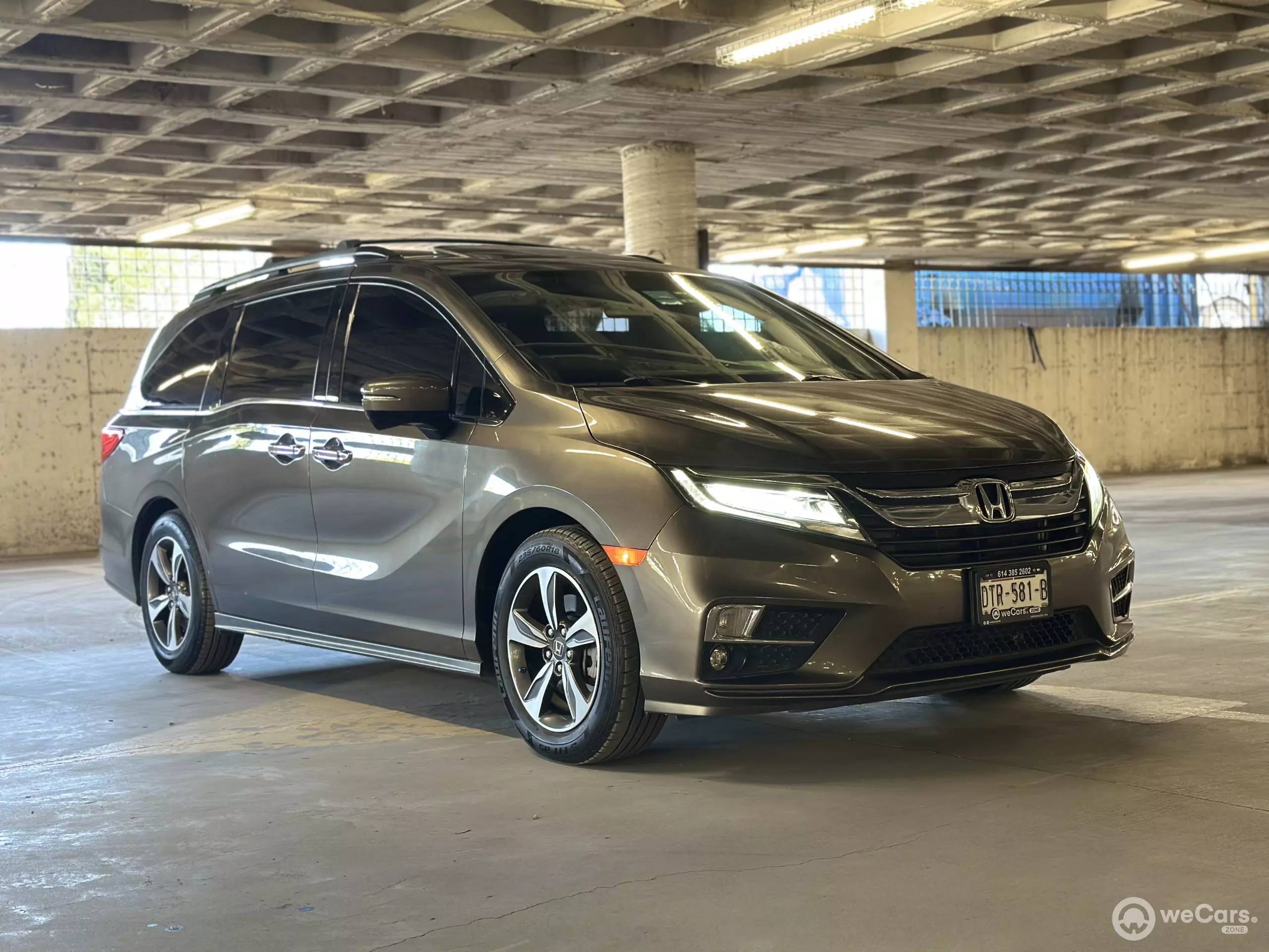 Honda Odyssey Minivan 2020