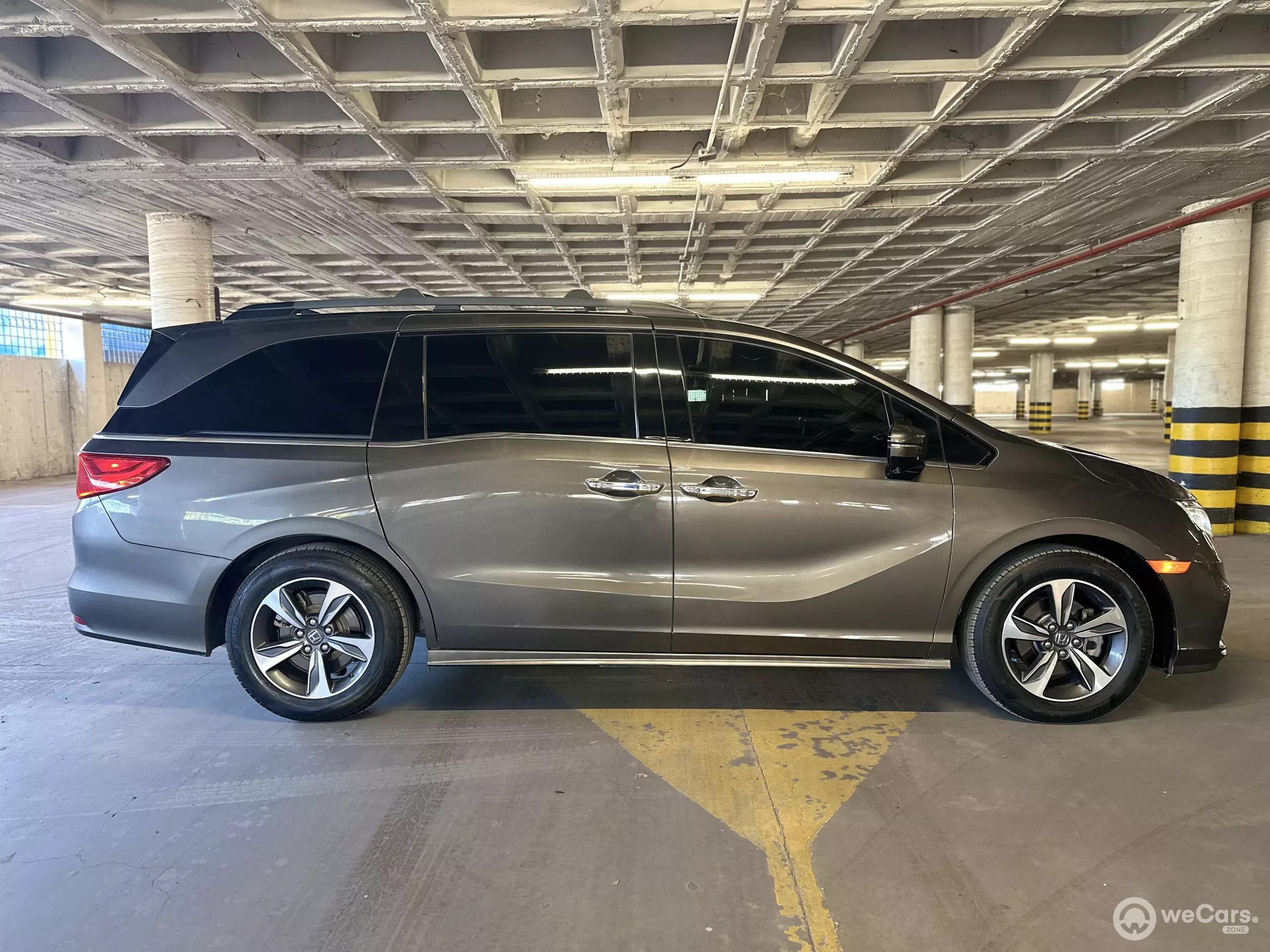 Honda Odyssey Minivan