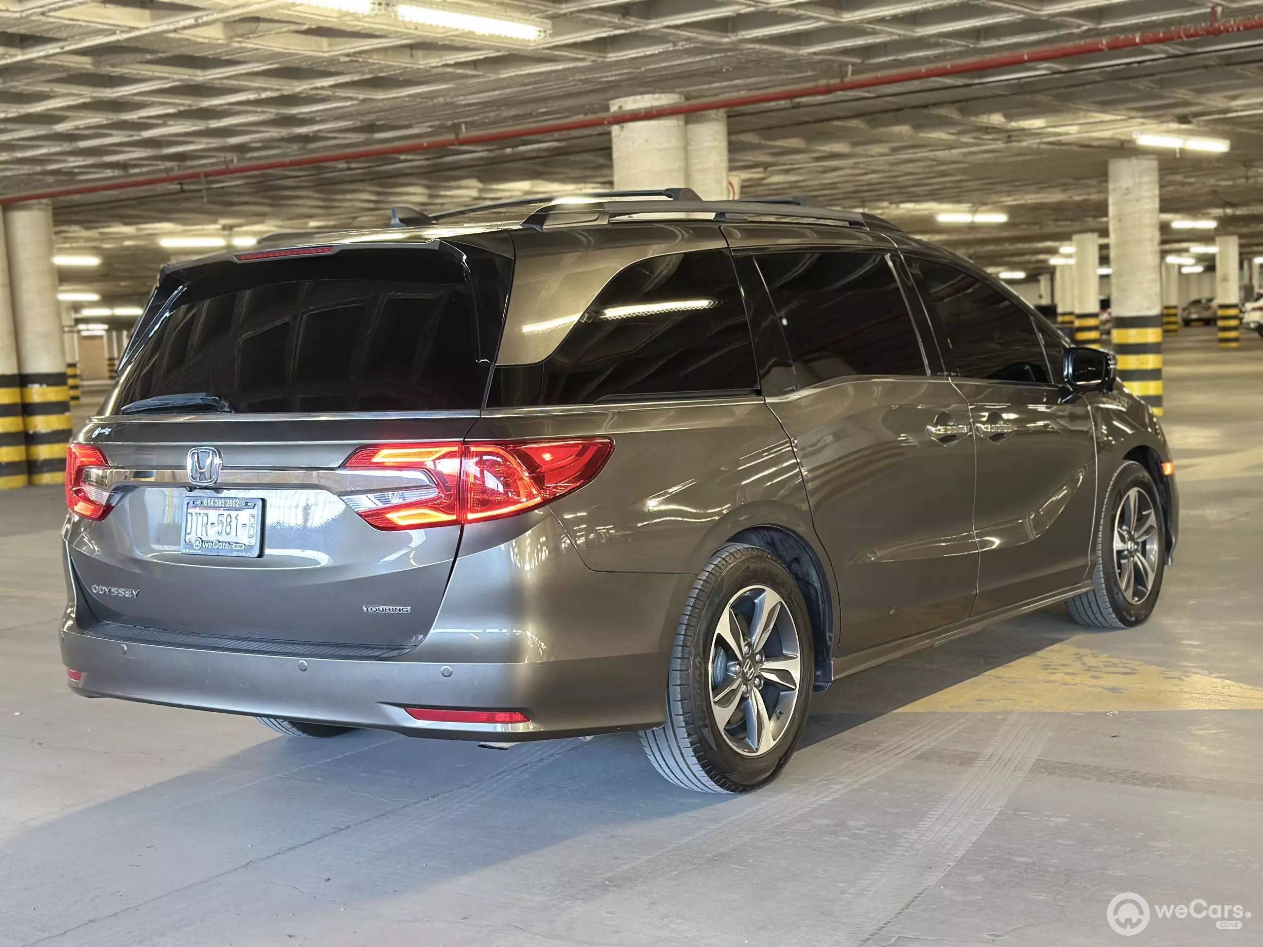 Honda Odyssey Minivan