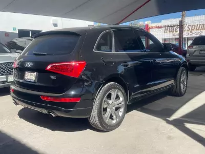 Audi Q5 VUD 2012