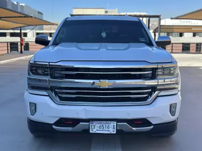 Chevrolet Silverado 2500 y Cheyenne Pick-Up 2016