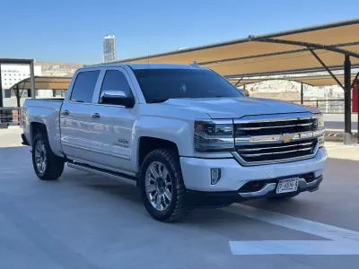 Chevrolet Silverado 2500 y Cheyenne Pick-Up 2016