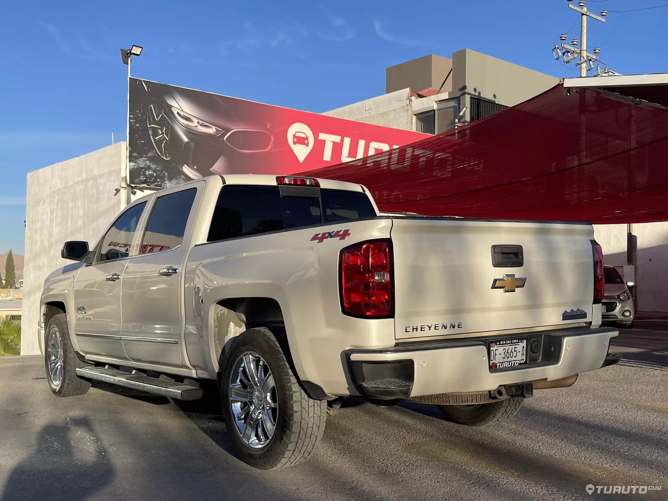 Chevrolet Silverado 2500 y Cheyenne Pick-Up