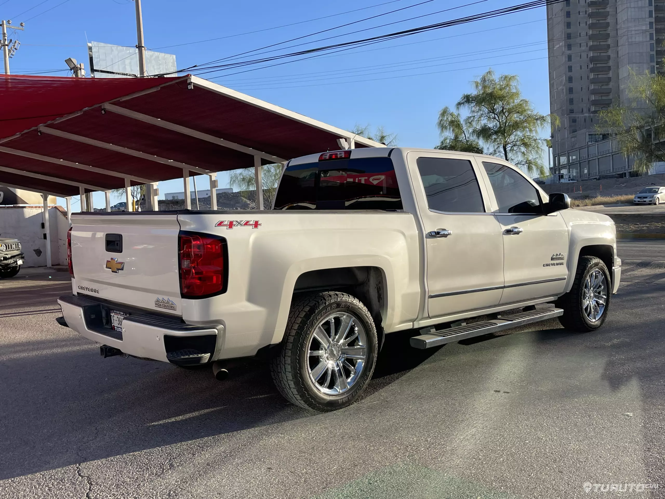 Chevrolet Silverado 2500 y Cheyenne Pick-Up