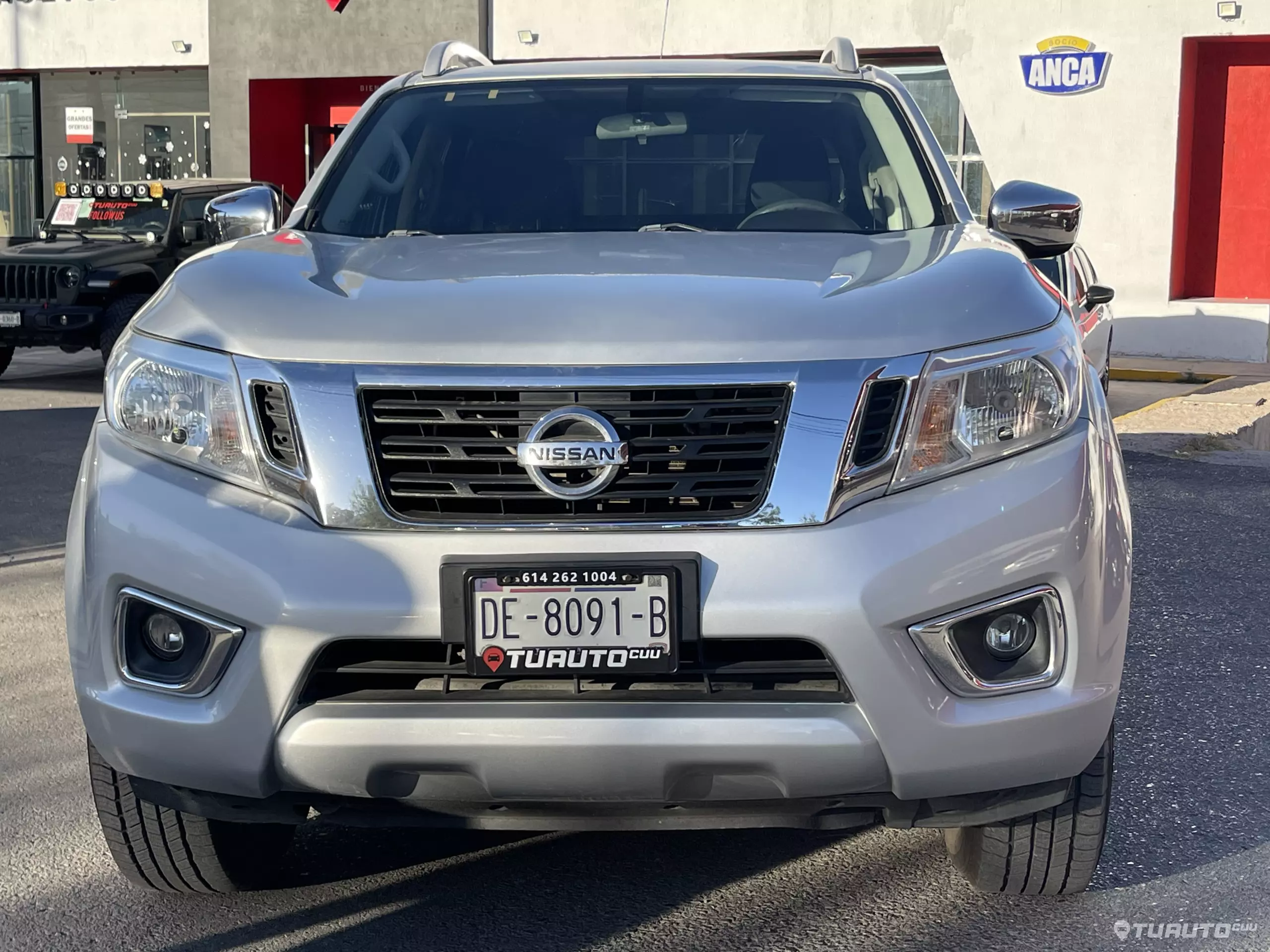 Nissan NP 300 Frontier Pick-Up