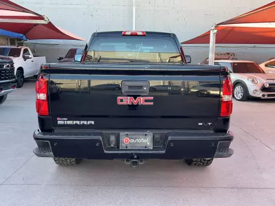 GMC Sierra Pick-Up 2017