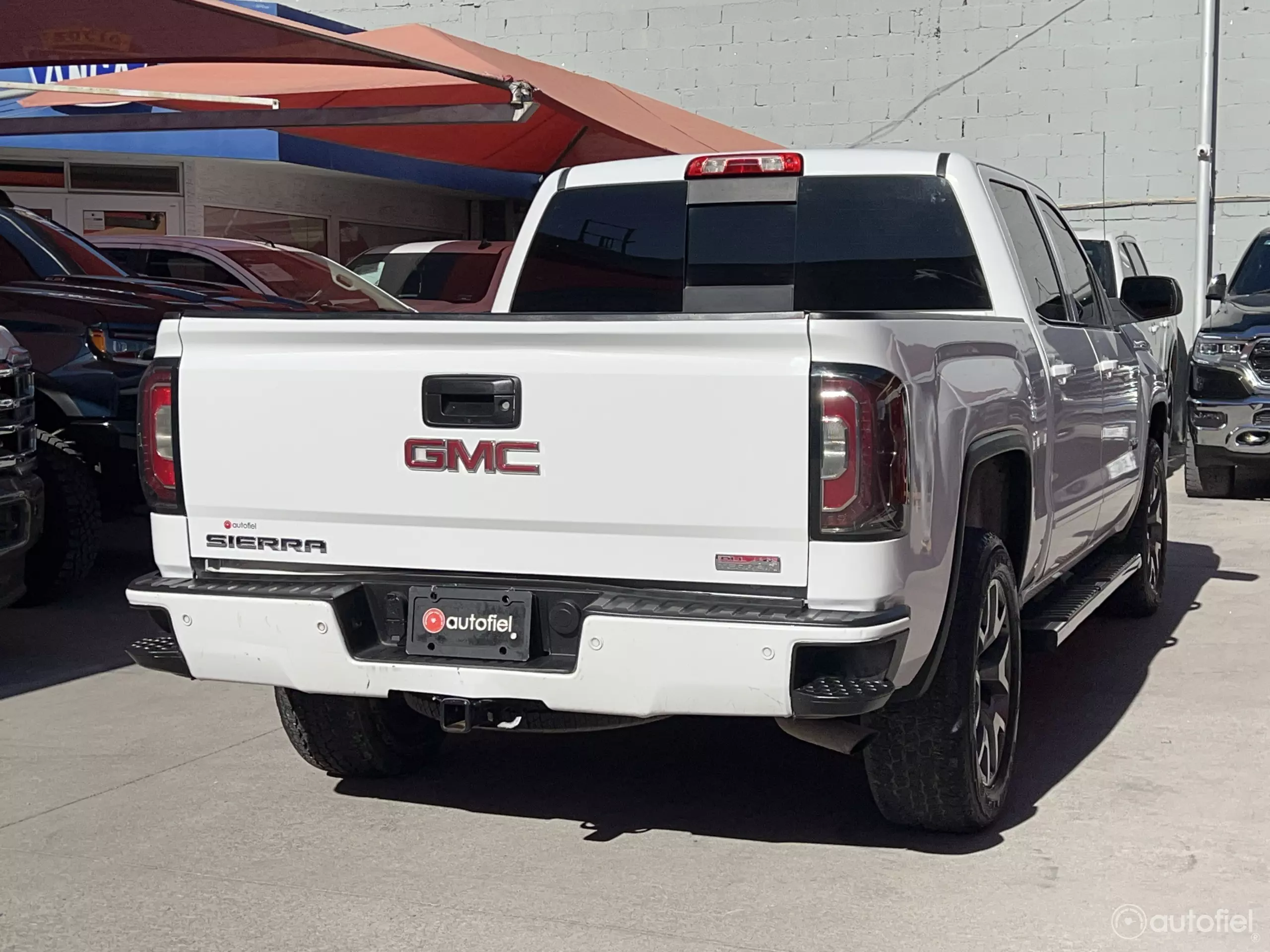 GMC Sierra Pick-Up 4x4