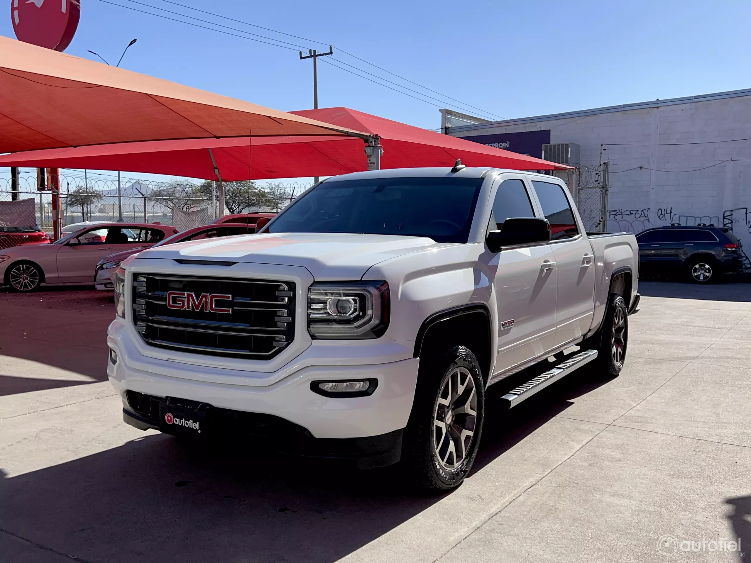 GMC Sierra Pick-Up 4x4