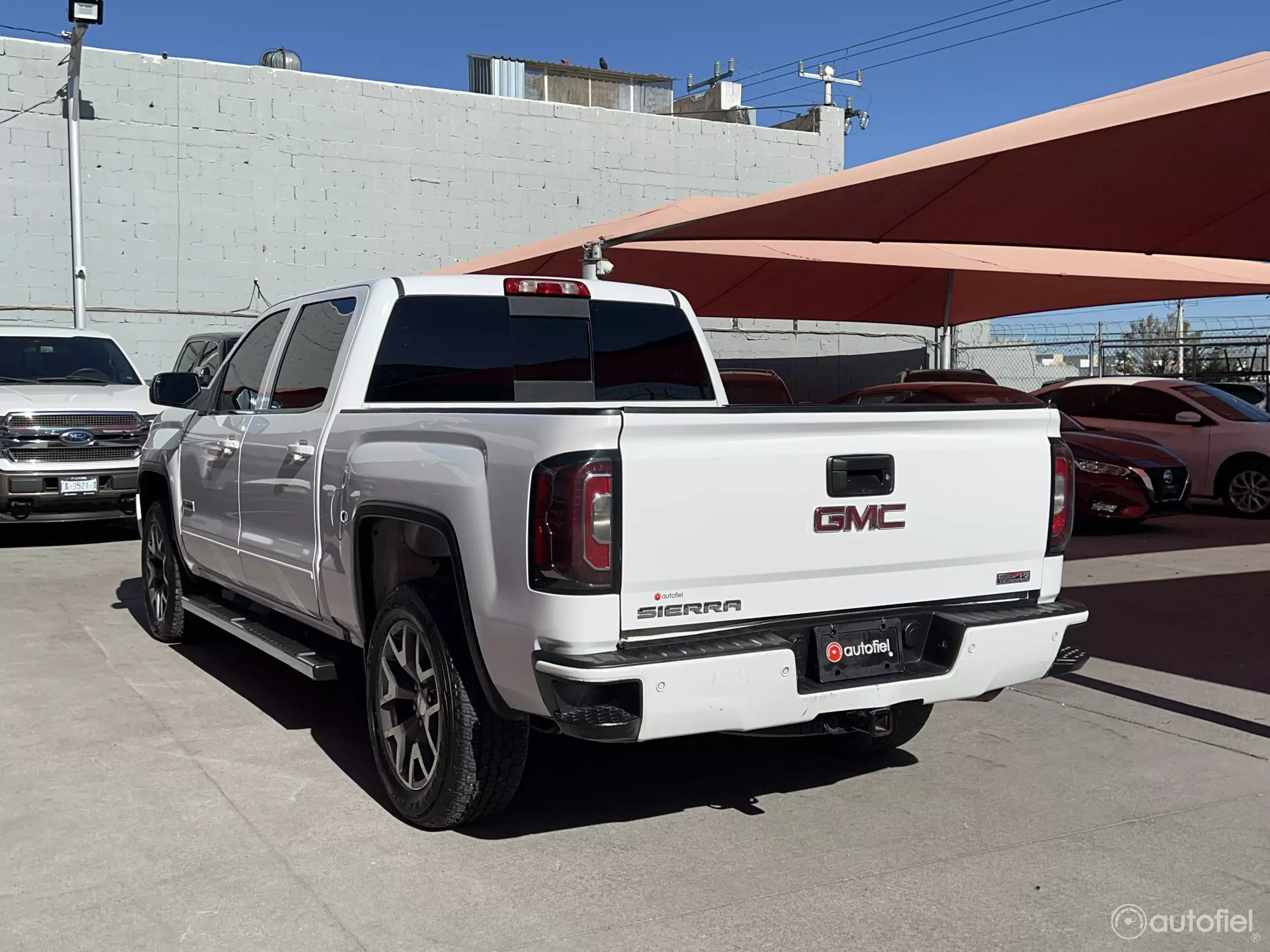 GMC Sierra Pick-Up 4x4