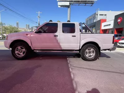 Nissan Frontier Pick-Up 2014