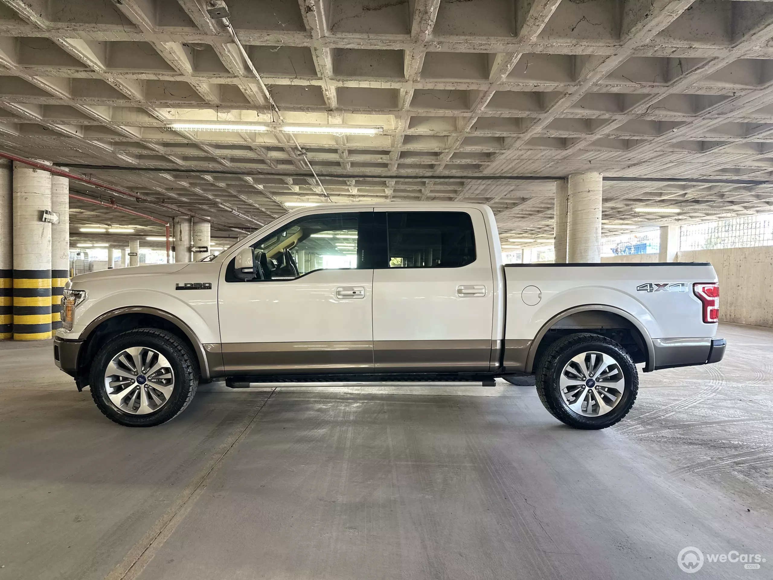 Ford Lobo Pick-Up