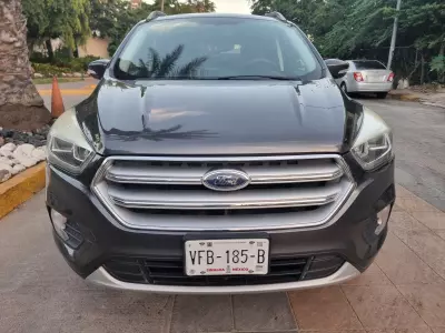 Ford Escape VUD 2019