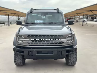 Ford Bronco VUD 4x4 2022