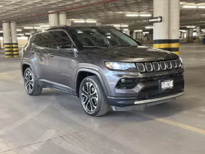 Jeep Compass VUD 2022