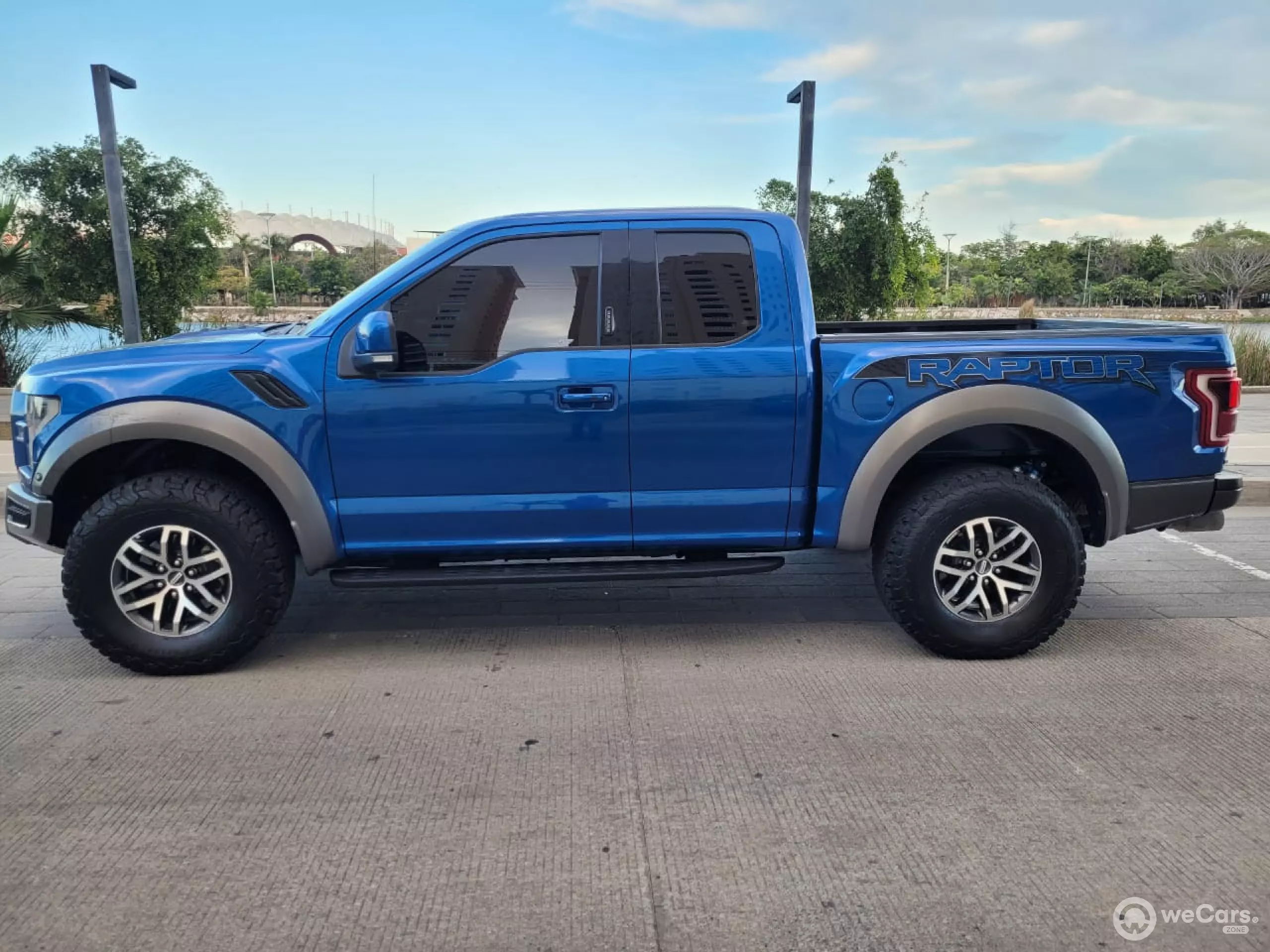 Ford Lobo Pick-Up