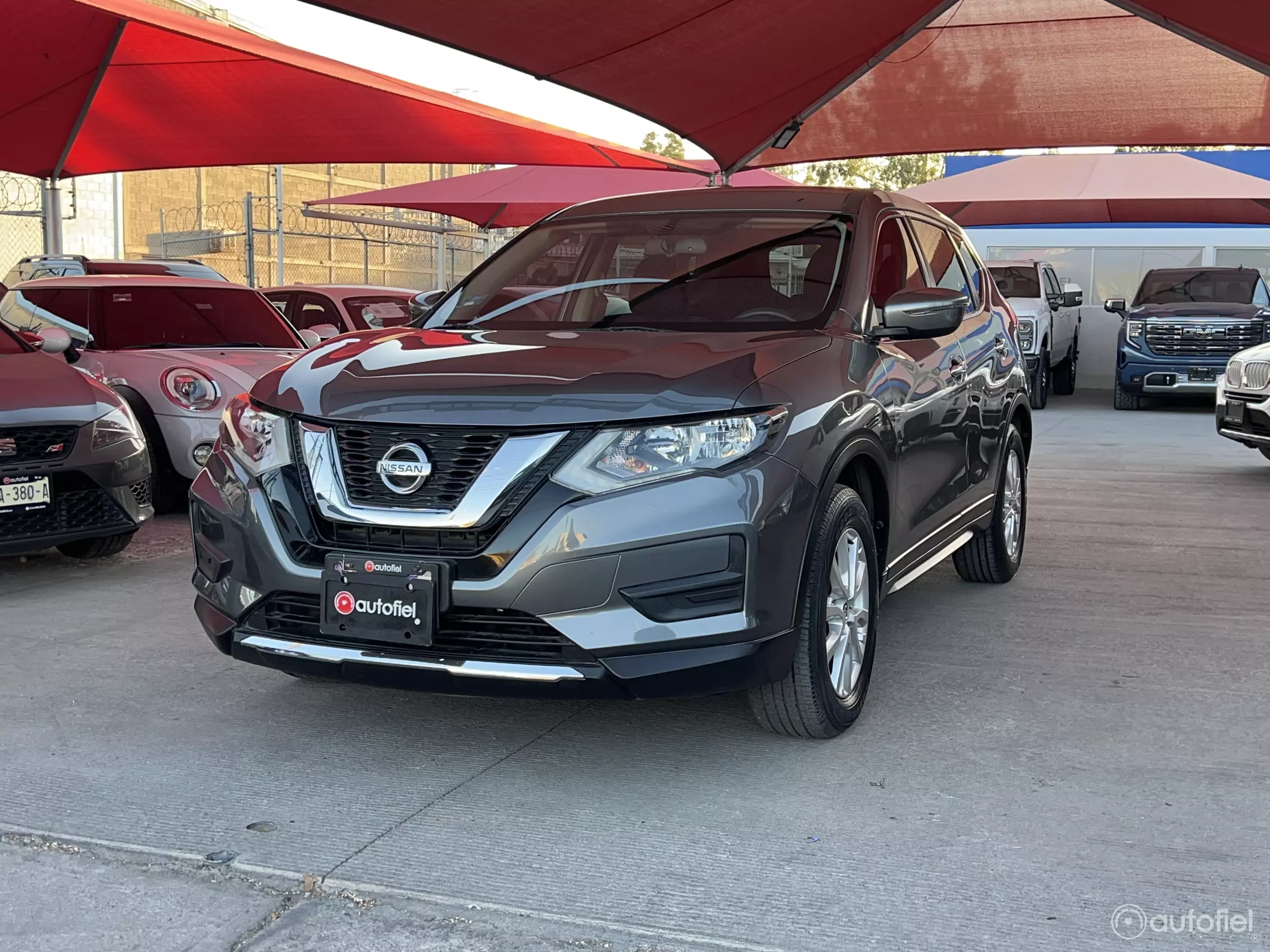 Nissan X-Trail VUD