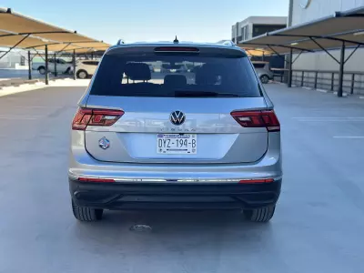 Volkswagen Tiguan VUD 2023