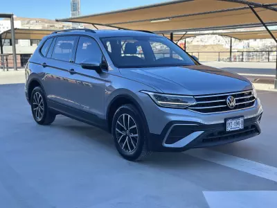 Volkswagen Tiguan VUD 2023