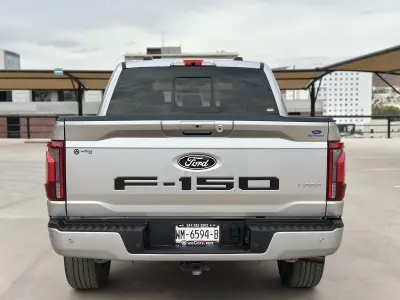 Ford Lobo Pick-Up 2024