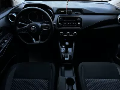 Nissan Versa 2020