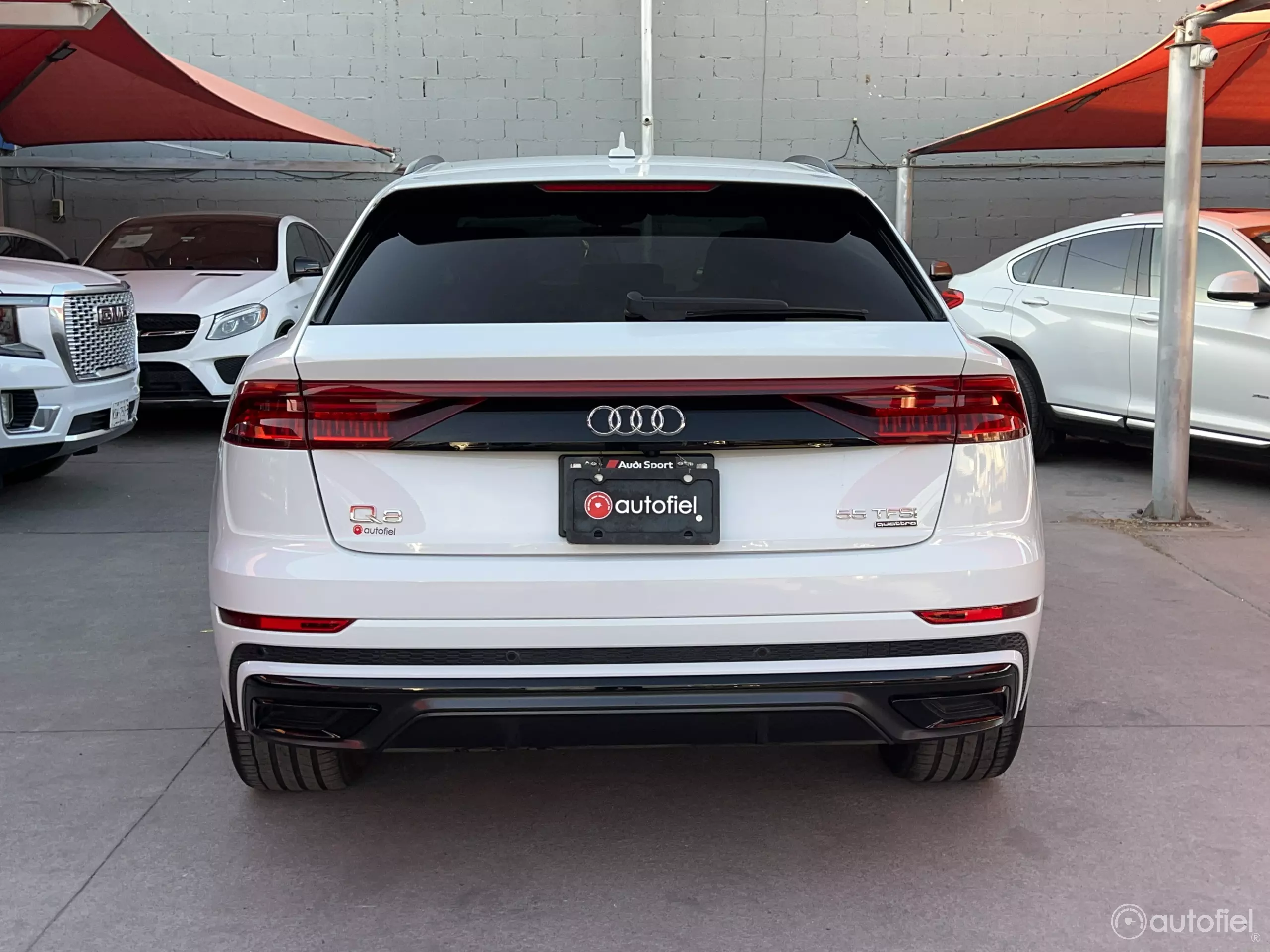 Audi Q8 VUD 4x4