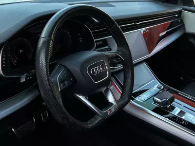 Audi Q8 VUD 4x4 2020